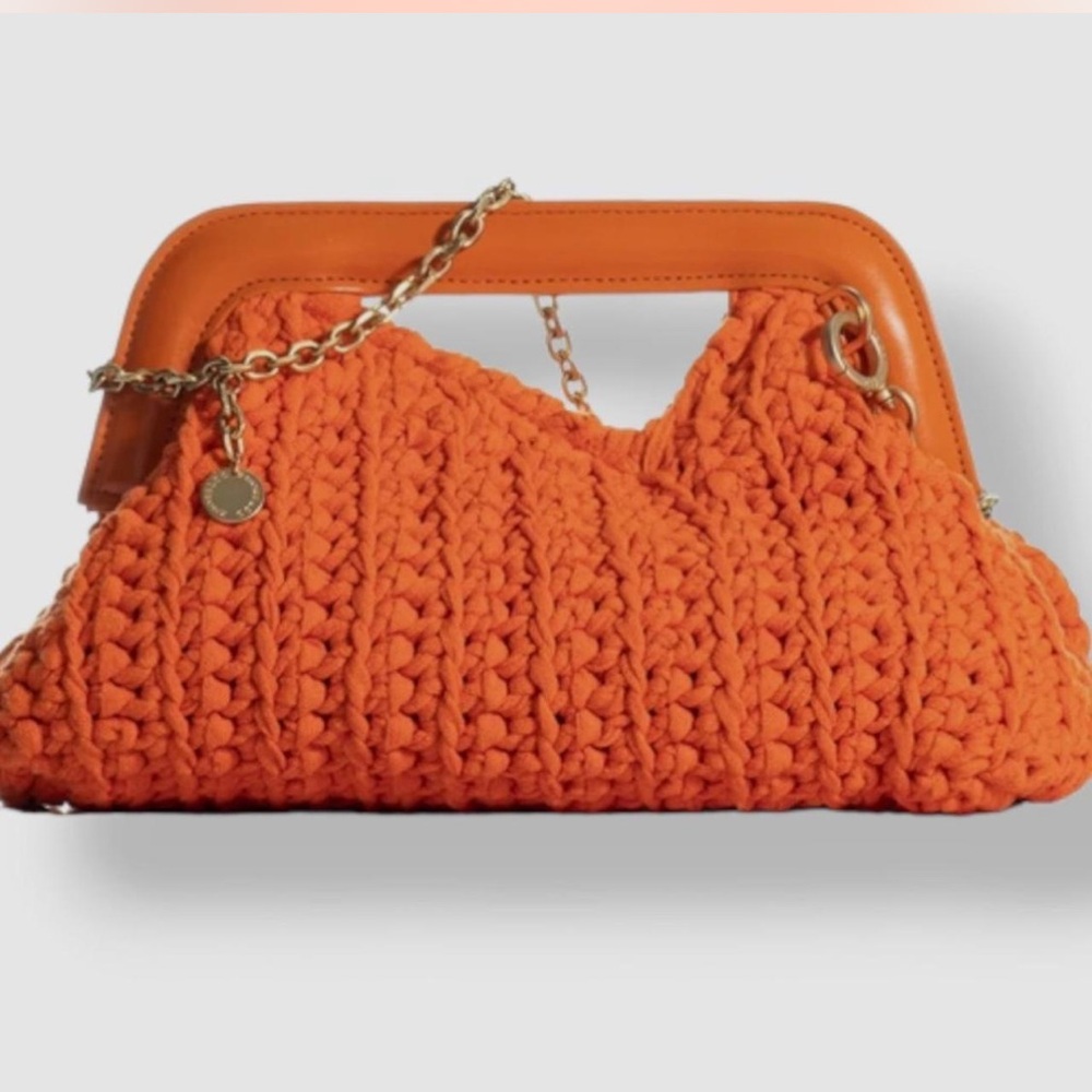 $430 KOORELOO Women's Orange
The Mediterraneo Crochet Clutch Purse Bag